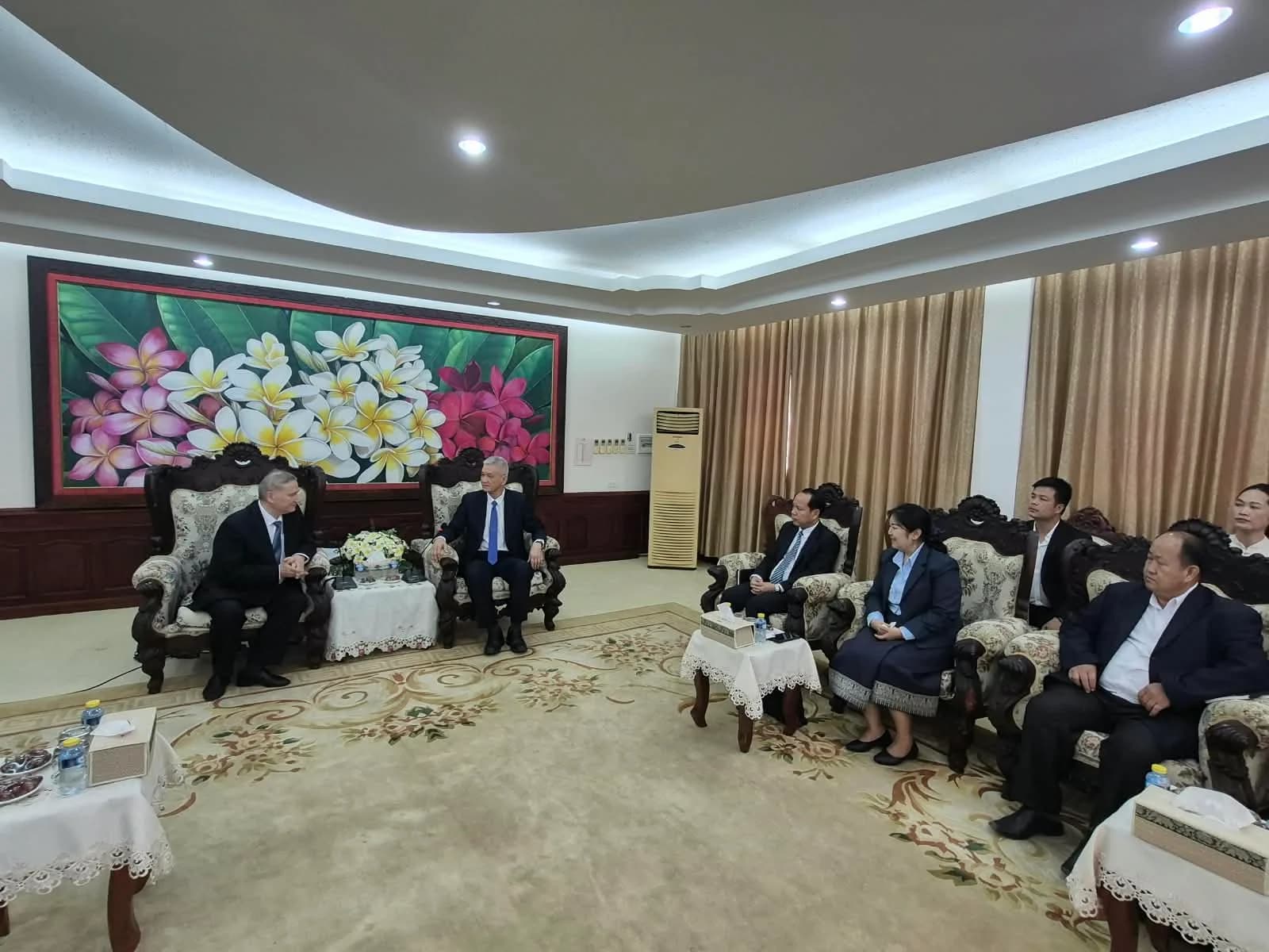 WAN delegation holds meetings at leading scientific and educational institutions of Laos