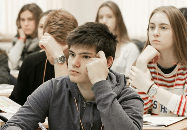 Research Paper Competition for Students of General and Vocational Educational Institutions: «The Interconnection Between Strategy and Noonomy: Theory and Practice»